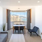 Seaview 1 Bedroom Modern Фуэнхирола